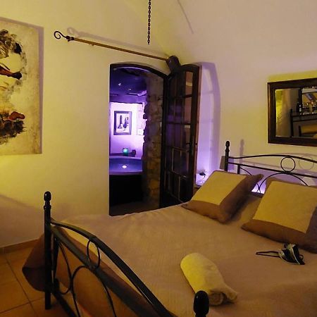 Chambre Love Romantique Avec Spa Privee Calvi  Eksteriør bilde
